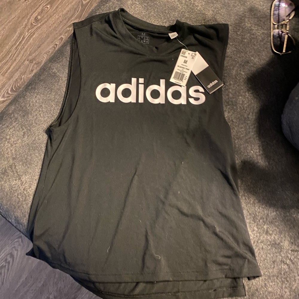Adidas tank NWT